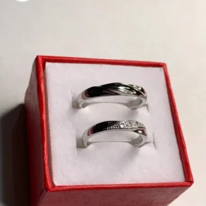 Couple Rings: Decent and Elegant